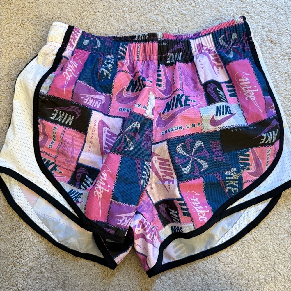 Nike Pin Wheel Tempo Running Shorts